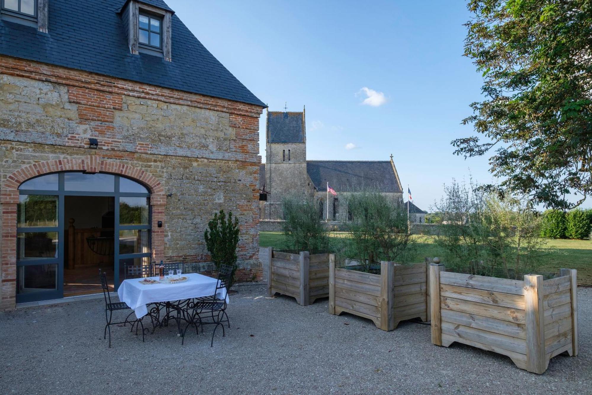 Le Domaine De Ravenoville - Pierres D'Histoire Ngoại thất bức ảnh